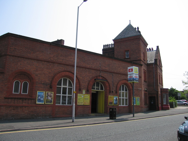 Green Lane front