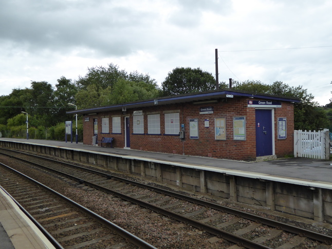 Green Road platform 1