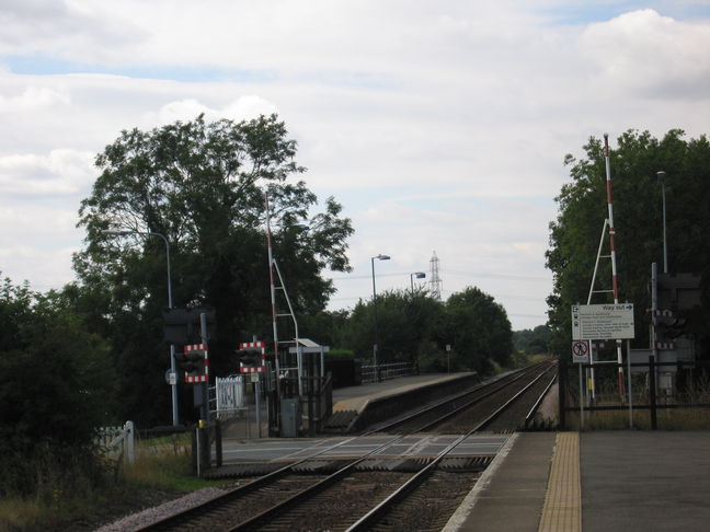 Habrough level crossing