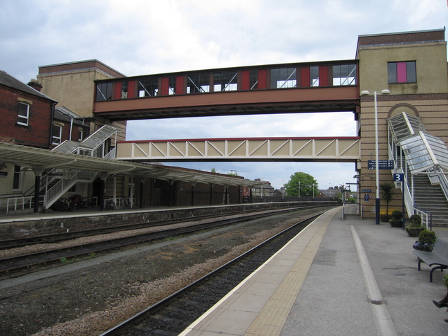 Harrogate footbridge