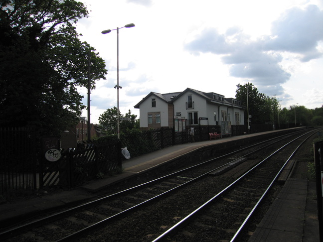 Headingley platform 2
