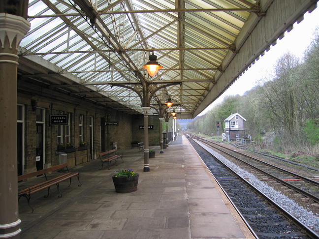Hebden Bridge platform 2 looking
east
