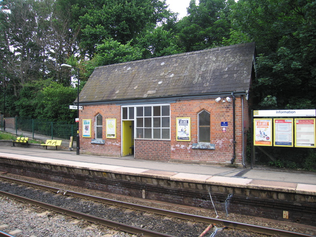 Hough Green platform 2 building