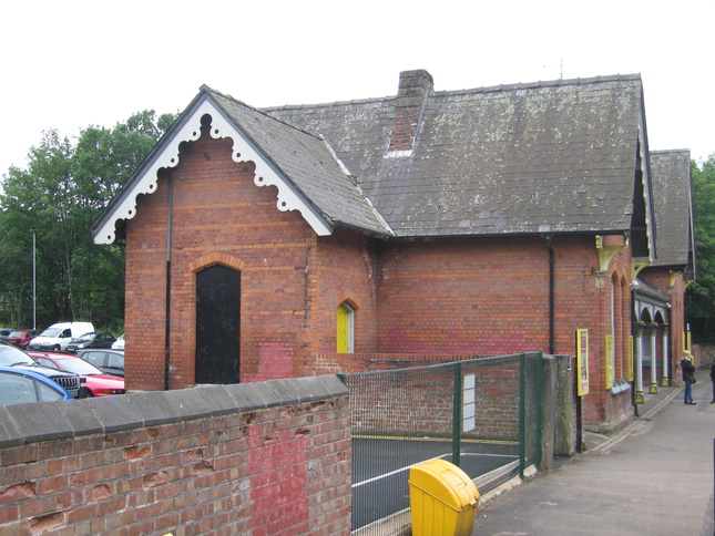 Hough Green side