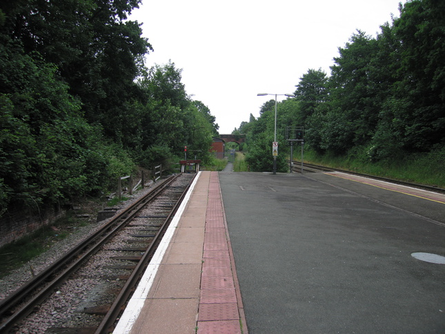 Hunts Cross platform 3 looking east