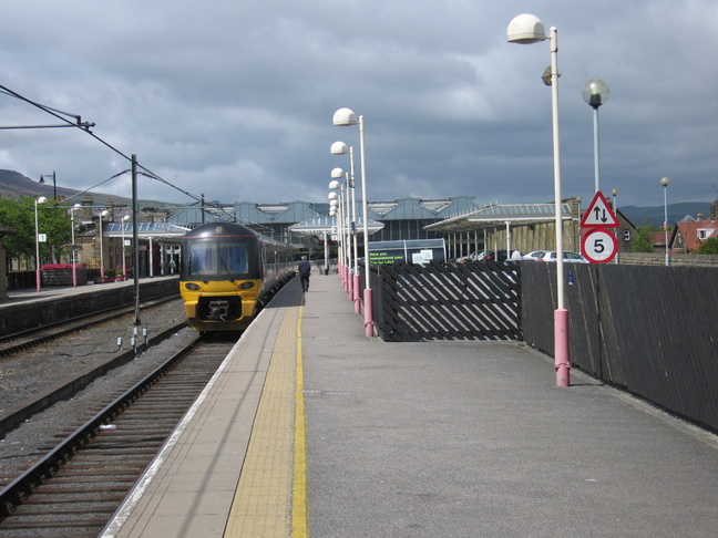 Ilkley platform 2 looking west