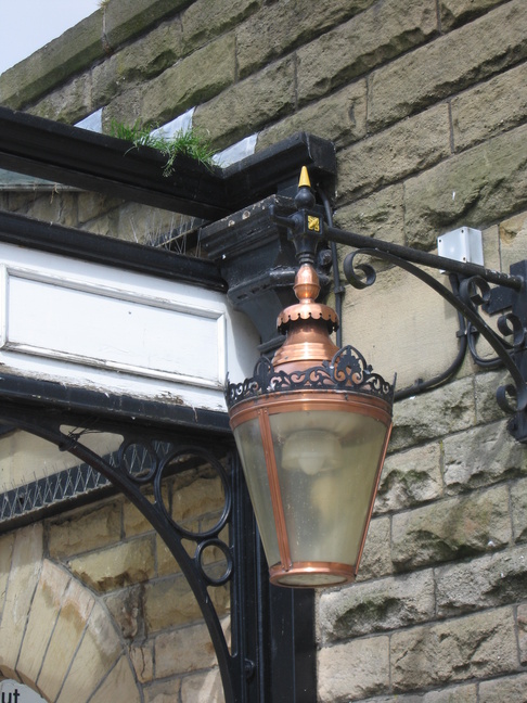 Ilkley lamp