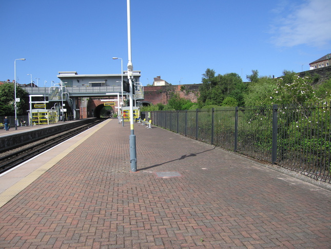 Kirkdale platform 1