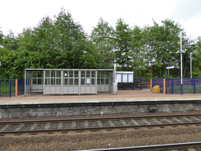 Langwith-Whaley Thorns
platform 2 shelter