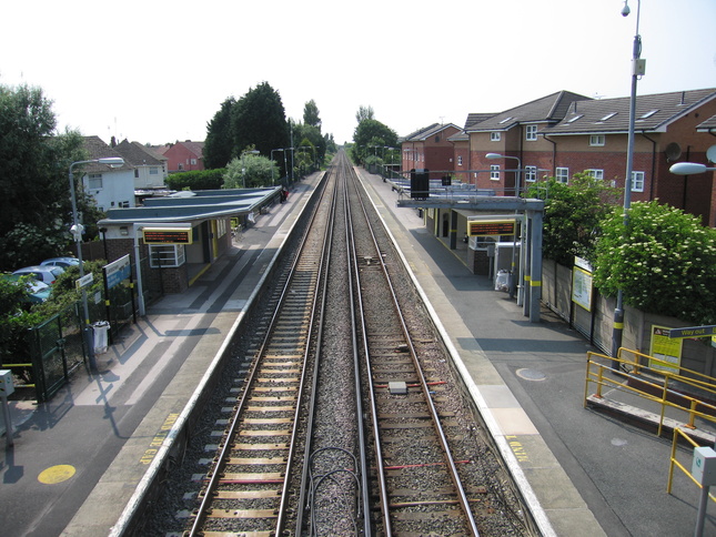 Leasowe looking west from
footbridge