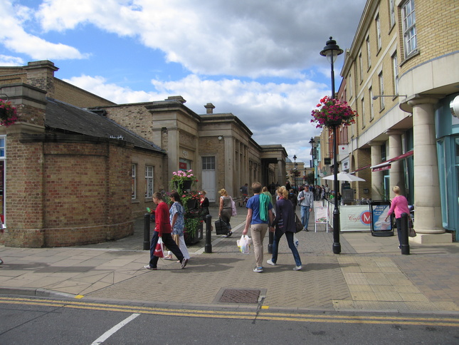 Lincoln St Marks front,
looking west