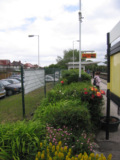 Meols flowers on platform 1