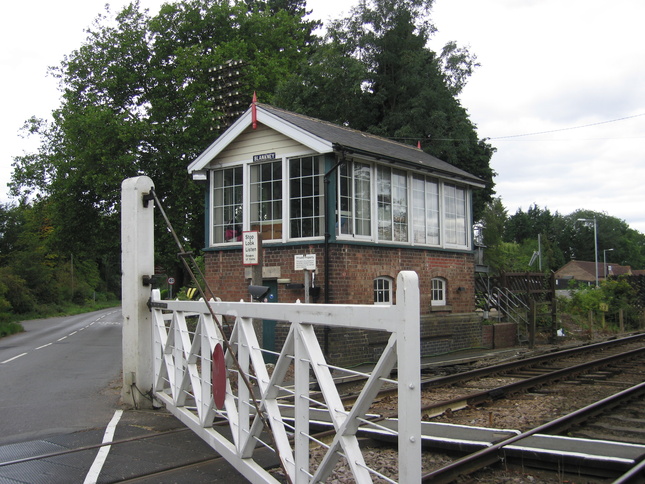 Metheringham signalbox and level
crossing