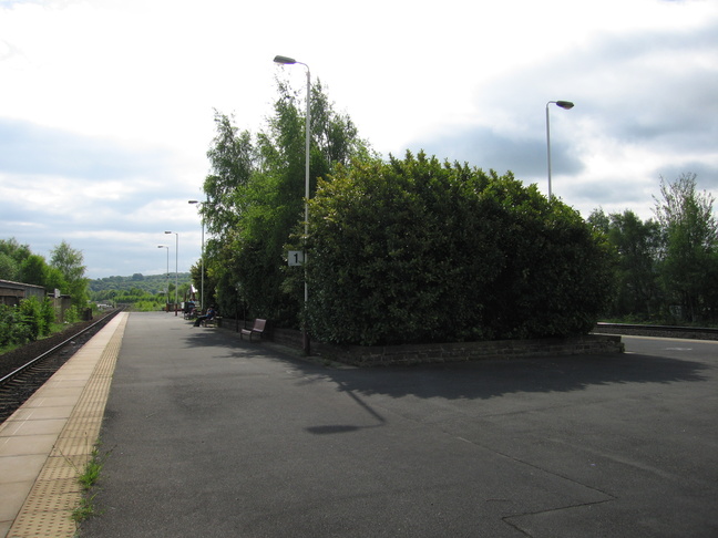 Mirfield platform 1