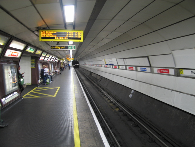 Moorfields platform 2