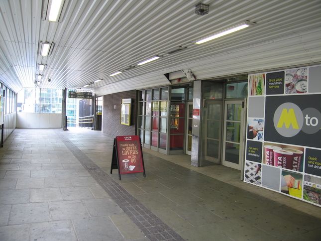 Moorfields lobby area
