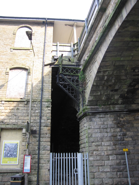 Mytholmroyd signal
bracket