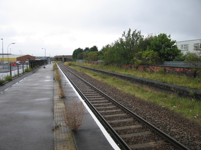 New Clee platforms, looking west