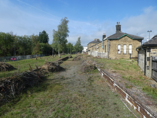 Penistone disused platforms looking north