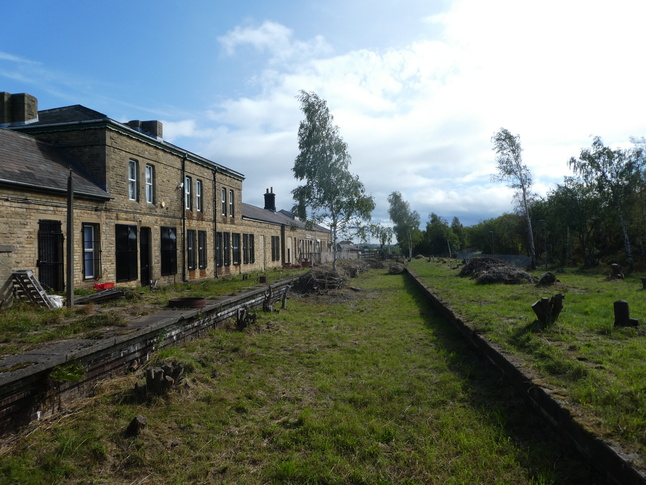 Penistone disused platforms looking south