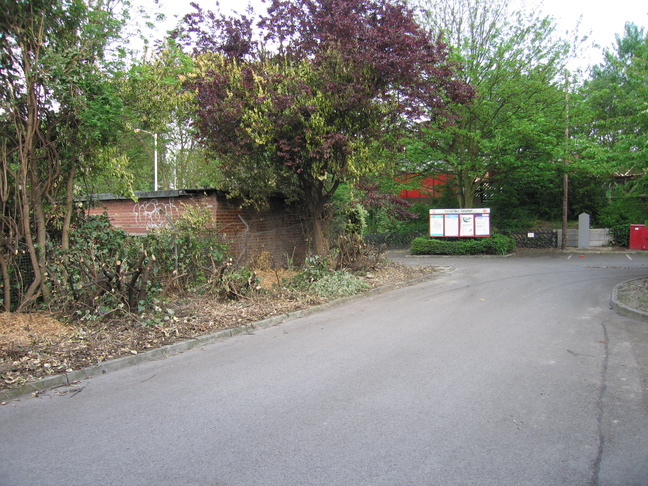 Pontefract Tanshelf
platform 2 approach