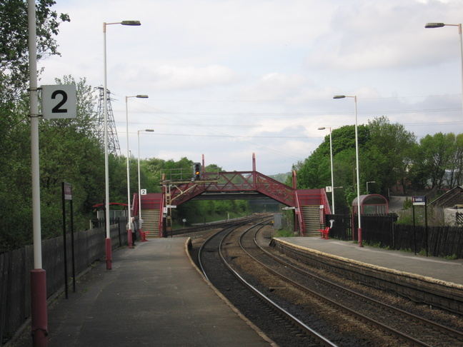 Ravensthorpe platform 2 looking
west