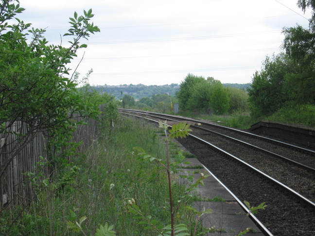 Ravensthorpe looking east