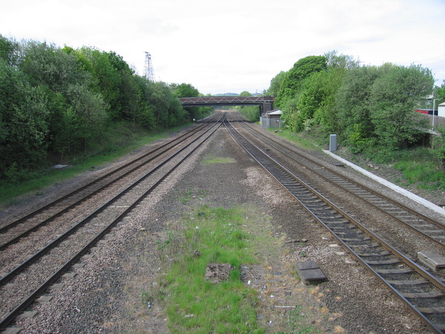 Ravensthorpe looking west