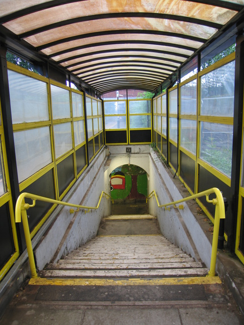 Roby subway entrance