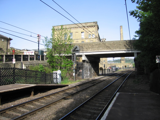Saltaire looking east