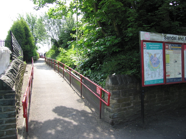 Sandal and Agbrigg
platform 1 approach