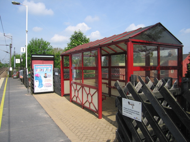 Sandal and Agbrigg
platform 1 shelter