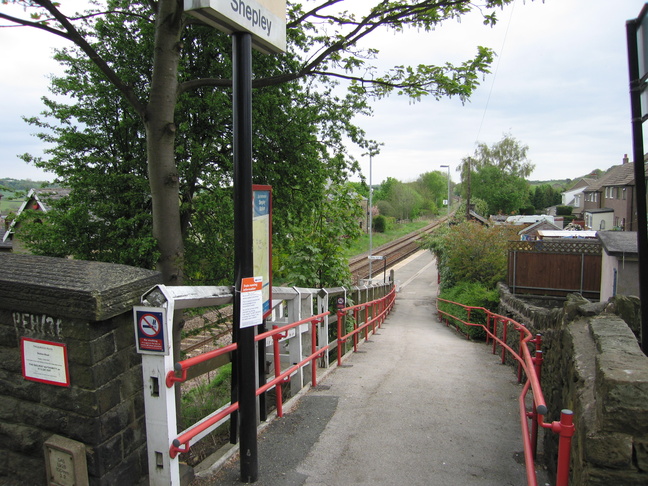 Shepley platform 2 entrance