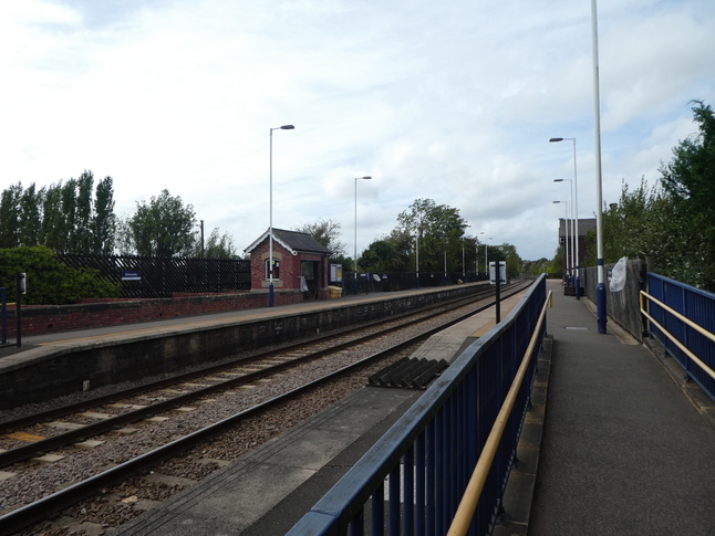 Shireoaks platform 2 looking west