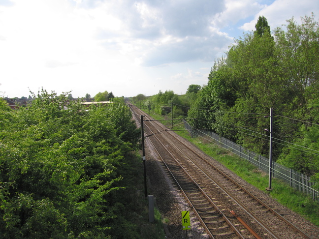 South Elmsall from bridge
looking west