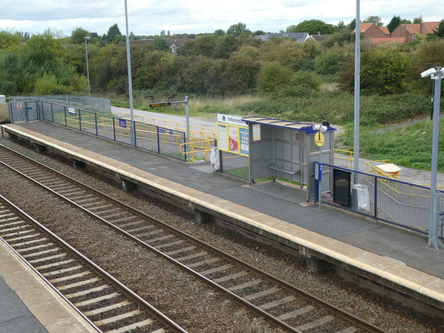 Thorne South platform 2