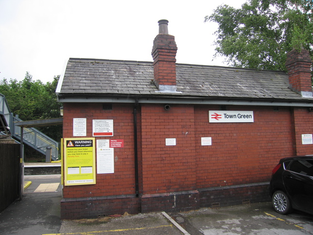 Town Green platform 2 building
rear
