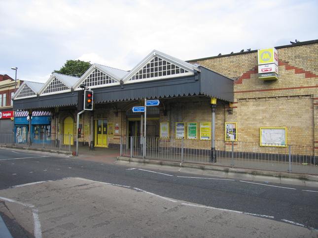 Waterloo Merseyside
frontage