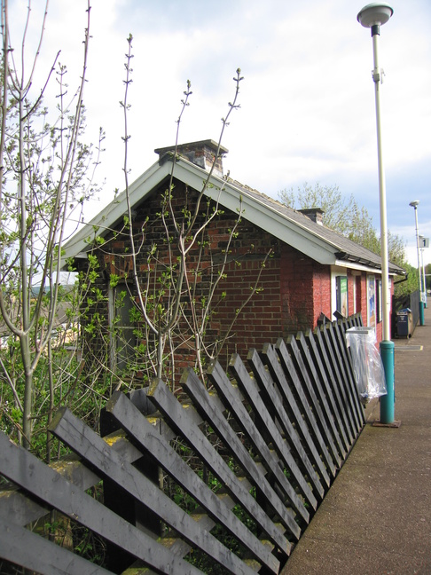 Weeton platform 1 building side