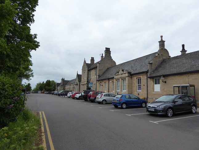 Worksop front long view
