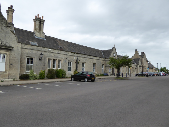 Worksop front long view from
western end