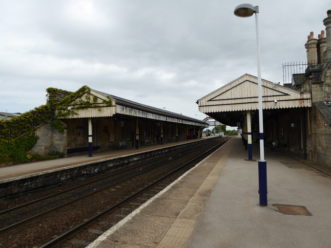Worksop platforms looking east