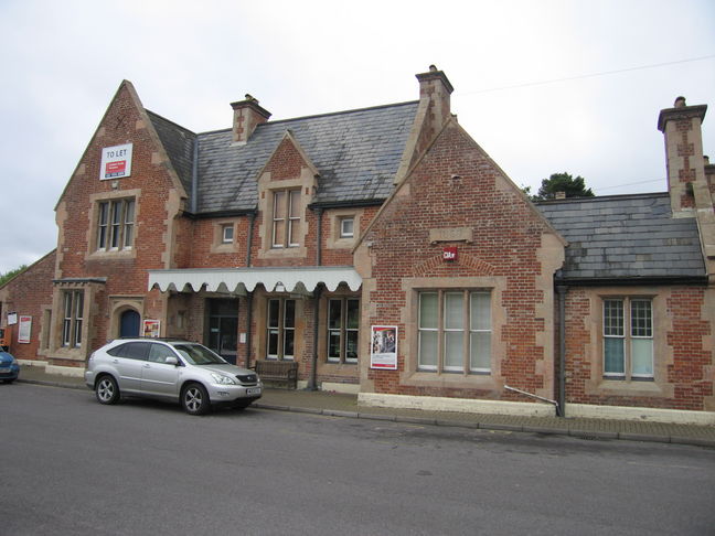 Axminster front