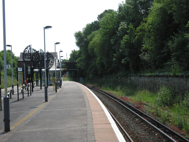 Birkenhead Park platform 2
looking east