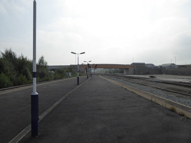 Bolton platforms 2 and 3 south end