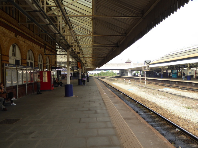Bolton platform 4