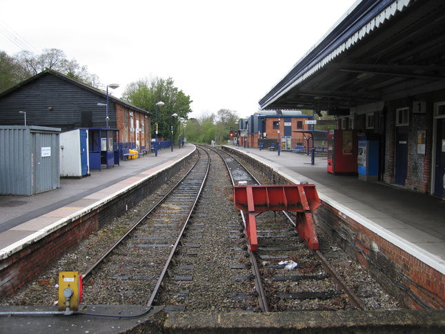 Bourne End from buffers looking
west