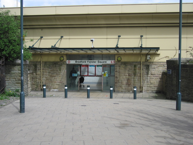 Bradford
Forster Square bridge entrance