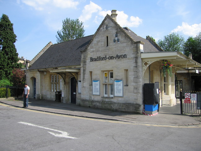 Bradford-on-Avon front