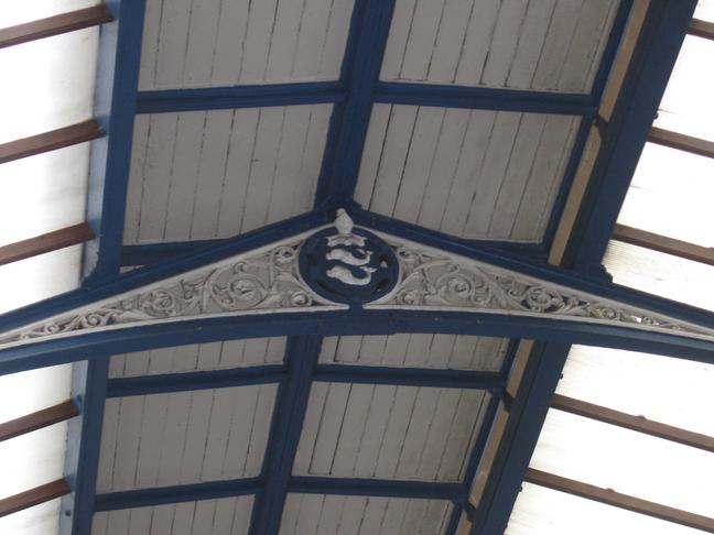 Brighton canopy ironwork